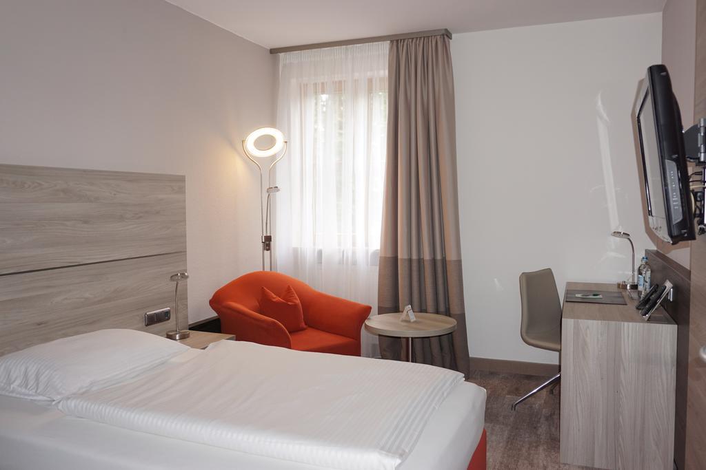 Hotel Kastanienhof Erding Eksteriør bilde