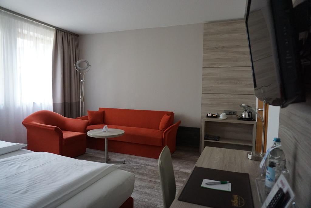 Hotel Kastanienhof Erding Eksteriør bilde